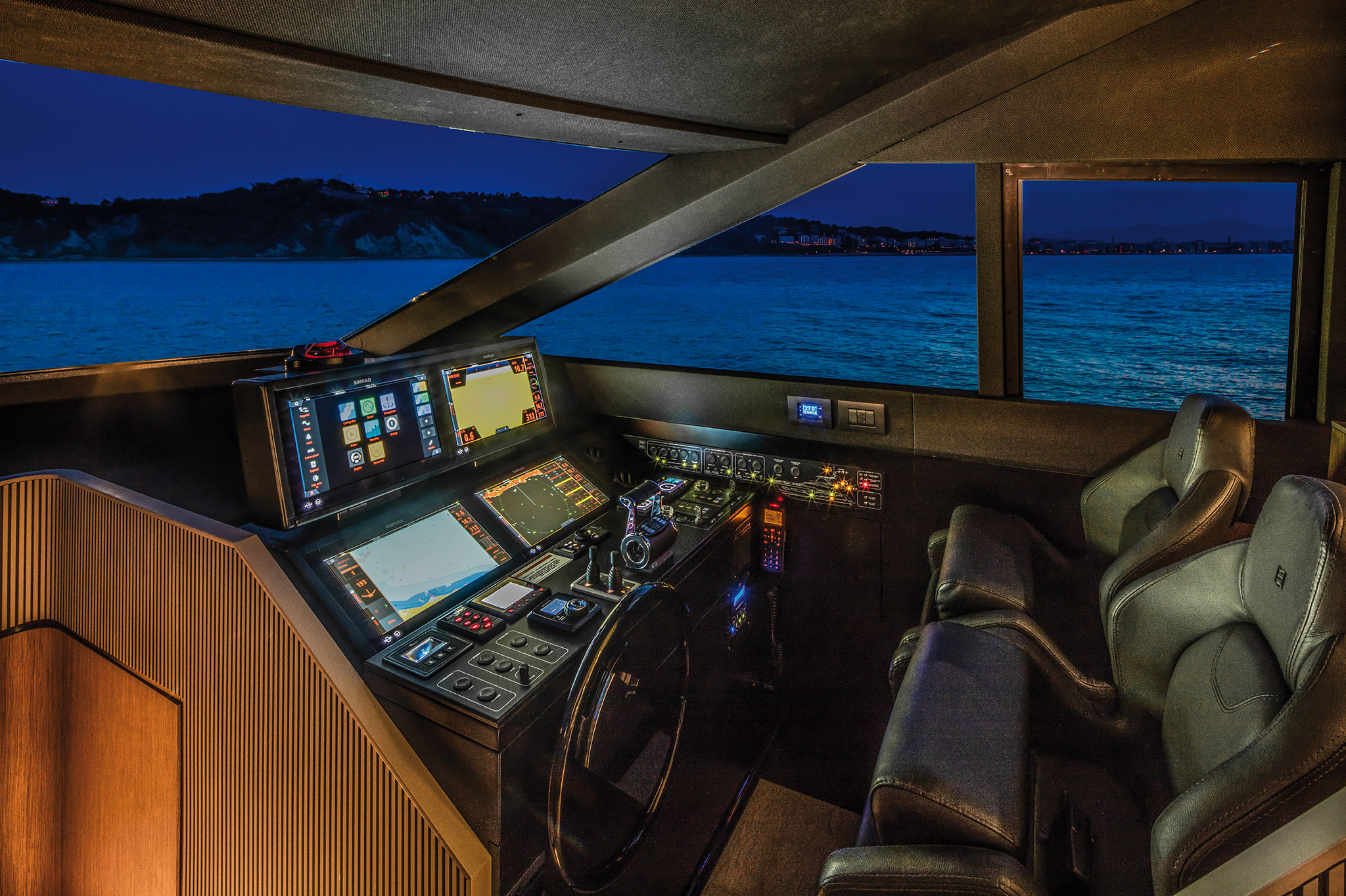 ferretti-Yachts-720-pilot-house-yachts-france-173